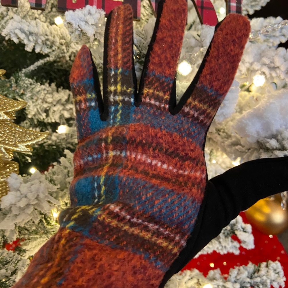Gloves - Picture 5 of 6